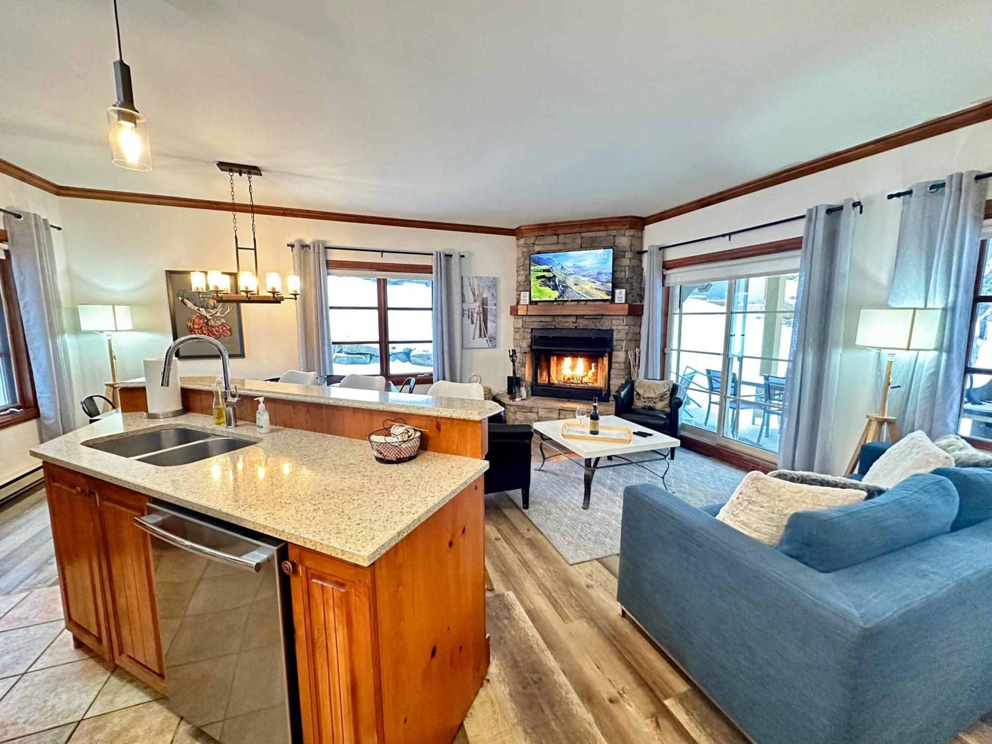 Le Plateau By Tremblant Vacations Apartment Монт-Тремблант Екстериор снимка