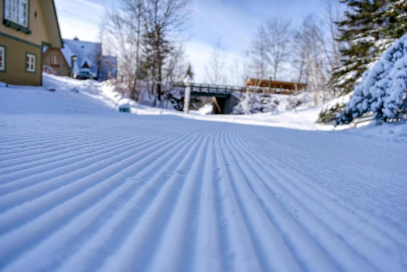 Le Plateau By Tremblant Vacations Apartment Монт-Тремблант Екстериор снимка